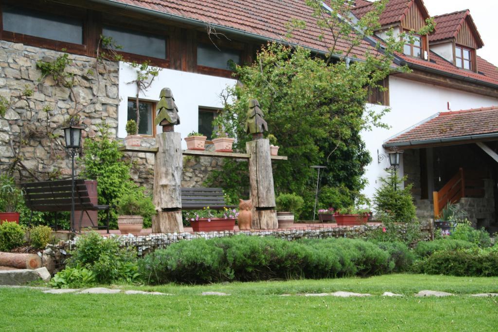 Penzion Levander Horni Radoun Buitenkant foto